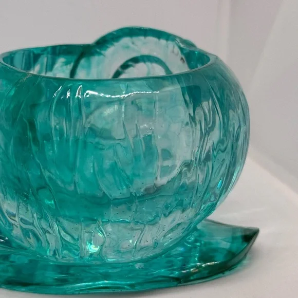 Unique Resin Aqua color Snail Planter Especially cactus - Picture 9 of 16